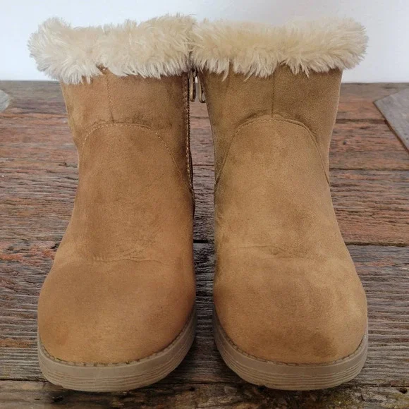 Cat & Jack Tan Faux Suede Faux Fur Ankle Booties - Picture 3 of 10